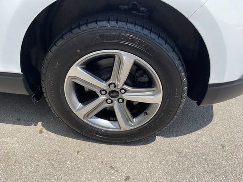 Used 2024 Ford Edge SEL w/ Convenience Package AWD/4WD image 43