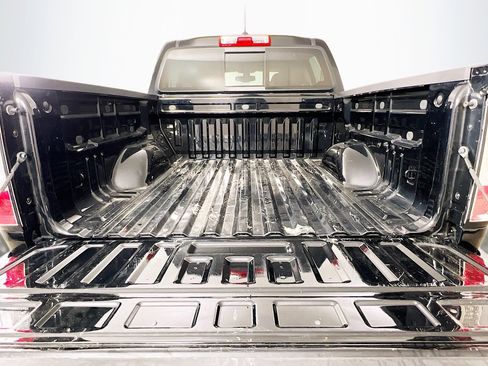 Used 2022 GMC Canyon Elevation image 26