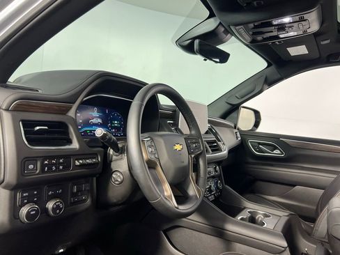 Used 2024 Chevrolet Tahoe High Country w/ Premium Package AWD/4WD image 19