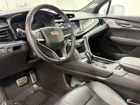 Used 2020 Cadillac XT6 Sport AWD/4WD image 12