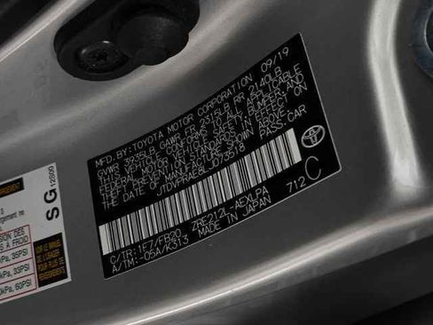 Used 2020 Toyota Corolla LE w/ LE Convenience Package image 29