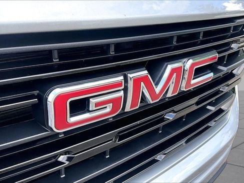 Used 2024 GMC Sierra 1500 Elevation AWD/4WD image 28