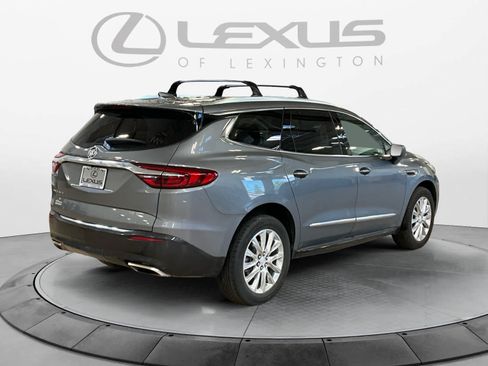 Used 2020 Buick Enclave Premium w/ LPO, Luxury Package FWD image 9