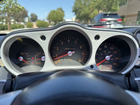 Used 2005 Nissan 350Z Touring image 37