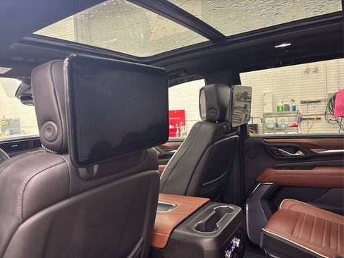 Used 2023 GMC Yukon Denali Ultimate image 27