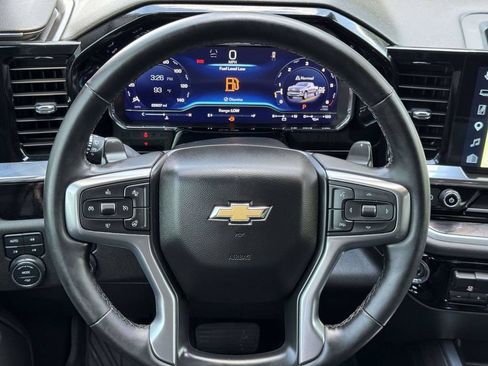Used 2024 Chevrolet Silverado 1500 LTZ AWD/4WD image 11