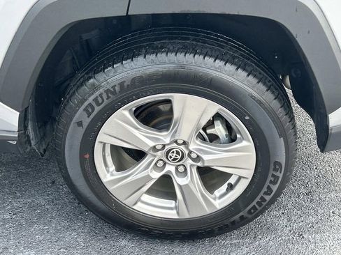 Used 2025 Toyota RAV4 XLE FWD image 13