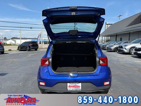 Used 2024 Hyundai Venue SEL FWD image 18