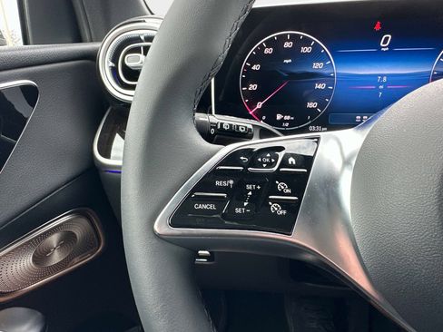 New 2026 Mercedes-Benz GLC 300 image 28