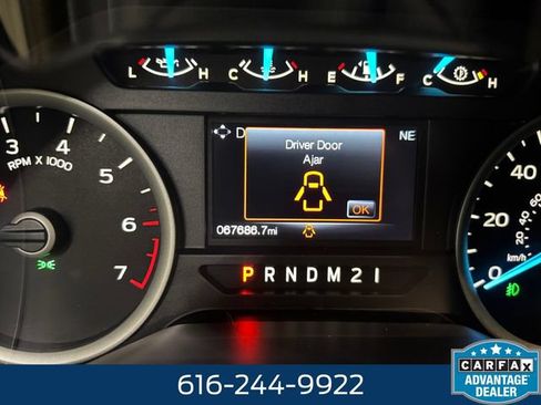 Used 2017 Ford F150 XLT w/ Equipment Group 302A Luxury AWD/4WD image 2