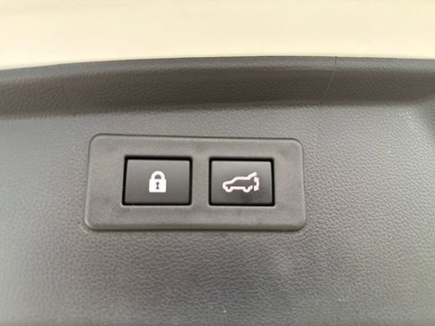 Certified 2023 Subaru Outback Limited XT image 36