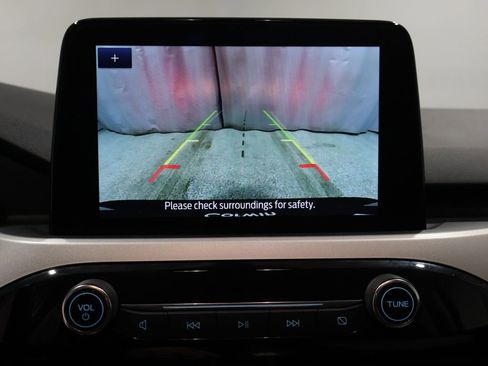 Used 2022 Ford Escape SE w/ Cold Weather Package image 28