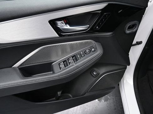 Used 2024 Acura MDX SH-AWD image 23