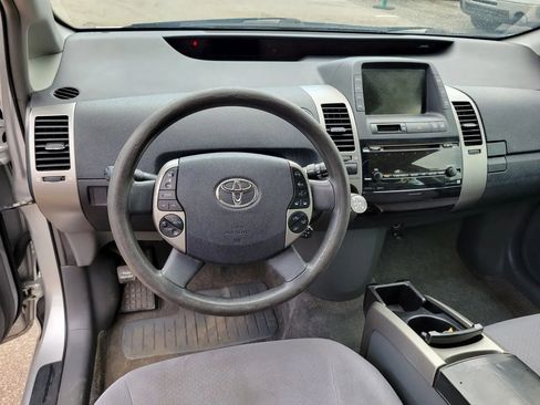 Used 2007 Toyota Prius Touring FWD image 6