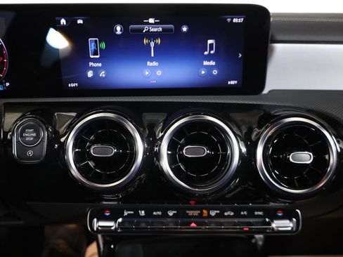 Certified 2026 Mercedes-Benz CLA 250 4MATIC image 22