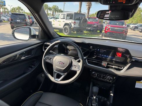 New 2025 Chevrolet TrailBlazer ACTIV w/ Convenience Package FWD image 22