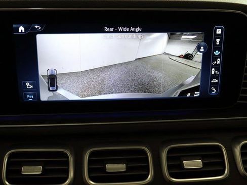 Used 2024 Mercedes-Benz GLE 450 4MATIC w/ AMG Line Exterior image 28