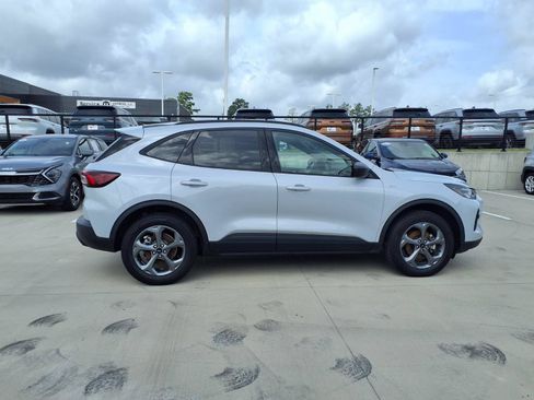 Used 2025 Ford Escape ST-Line AWD/4WD image 5