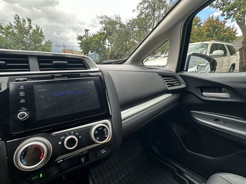 Used 2019 Honda Fit EX-L image 11