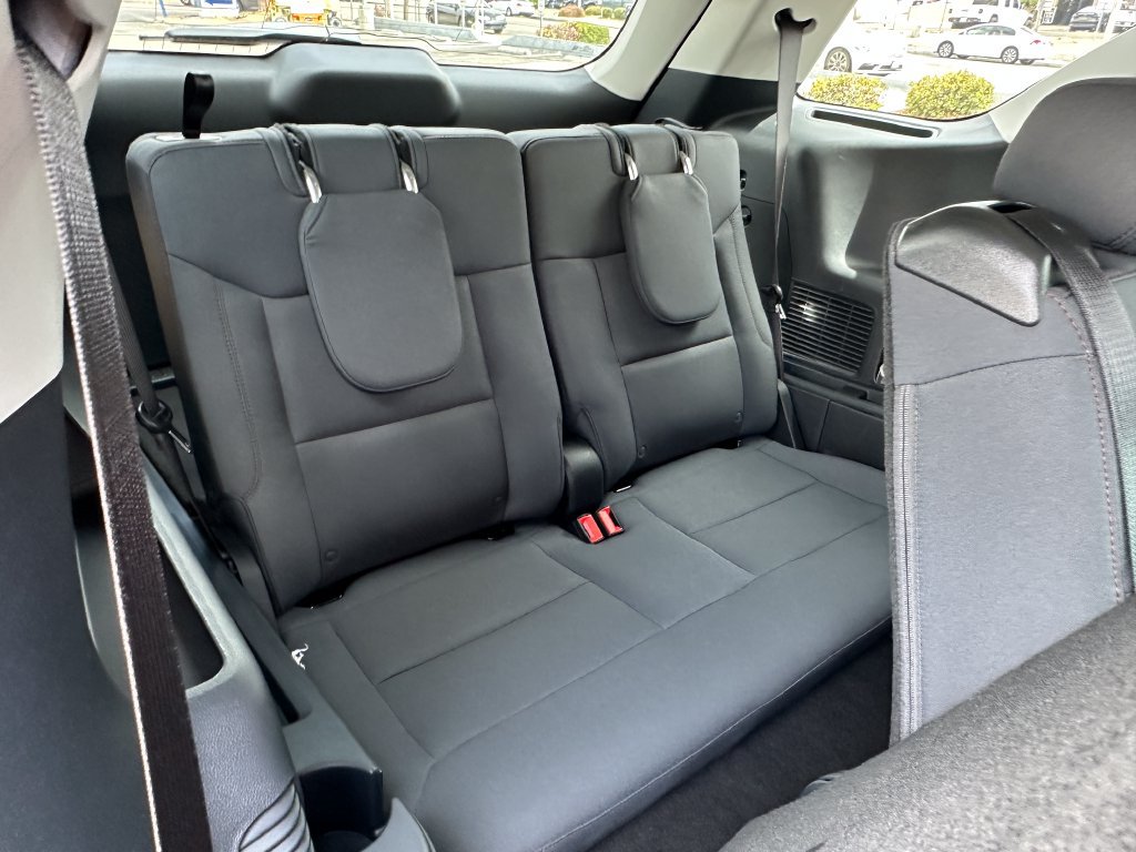 New 2026 Ford Explorer Active RWD image 20
