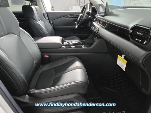 Certified 2025 Honda Pilot EX-L image 22