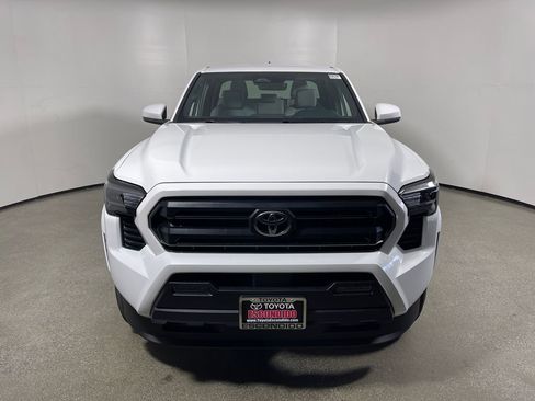 New 2026 Toyota Tacoma SR5 AWD/4WD image 8