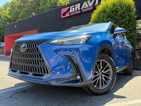 Used 2023 Lexus NX 250 FWD image 2
