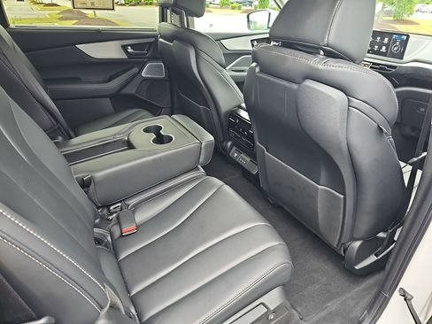 Certified 2025 Acura MDX SH-AWD w/ Technology Package image 11