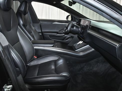 Used 2021 Tesla Model S Plaid image 51