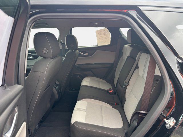 Used 2023 Chevrolet Blazer LT AWD/4WD image 4