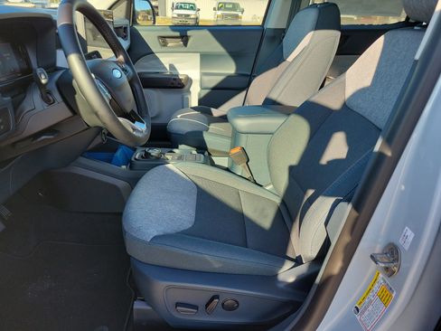 New 2025 Ford Maverick XLT w/ XLT Luxury Package FWD image 12