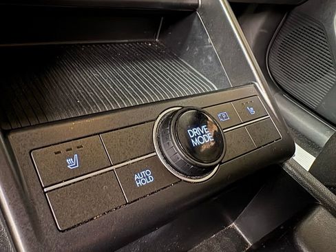 Used 2024 Hyundai Kona SEL image 36