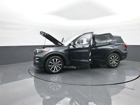 Used 2022 Ford Explorer ST-Line image 35