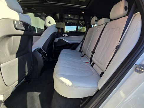 Used 2023 BMW X5 sDrive40i w/ M Sport Package image 15