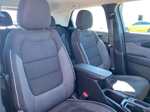 Used 2021 Chevrolet TrailBlazer LS image 18