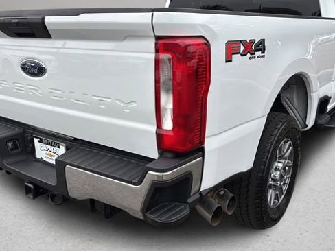 Used 2025 Ford F250 XLT w/ FX4 Off-Road Package AWD/4WD image 35
