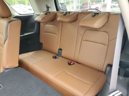 Certified 2023 Nissan Pathfinder Platinum w/ Cargo Package AWD/4WD image 23