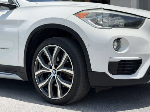 Used 2017 BMW X1 sDrive28i FWD image 12
