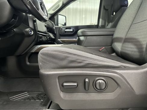 Used 2020 Chevrolet Silverado 1500 RST w/ True North Edition AWD/4WD image 17