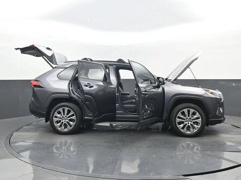 Used 2024 Toyota RAV4 XLE Premium FWD image 31
