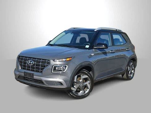 Certified 2025 Hyundai Venue Limited image 1