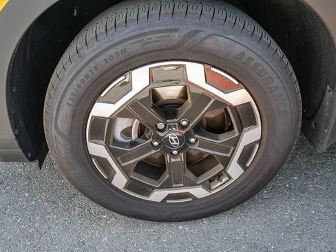 Used 2025 Hyundai Santa Fe SEL FWD image 6