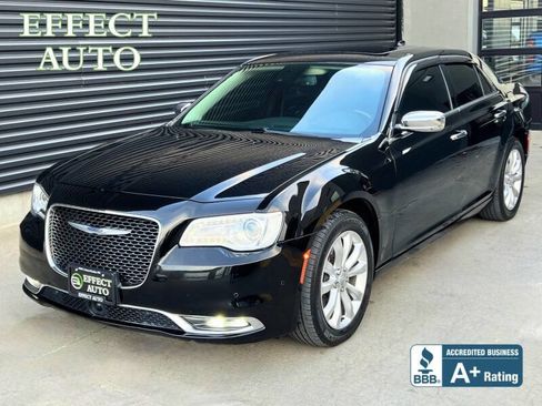 Used 2019 Chrysler 300 Limited w/ Safetytec Plus Group image 1