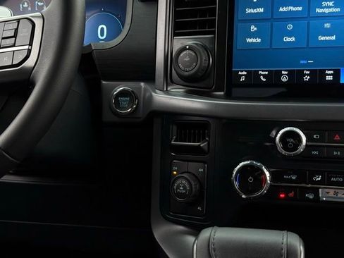 Used 2025 Ford F150 XLT w/ Equipment Group 302A MID image 26