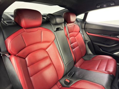 Used 2020 Porsche Taycan Turbo image 44