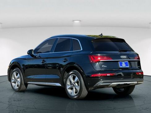Used 2023 Audi Q5 2.0T Premium w/ Convenience Package AWD/4WD image 4