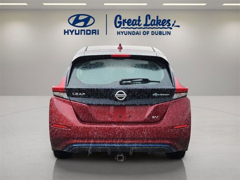 Used 2020 Nissan Leaf SV w/ SV Technology Package image 4