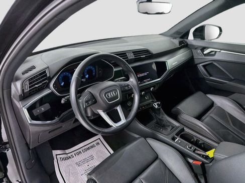 Used 2023 Audi Q3 2.0T Premium w/ Black Optic Sport Package AWD/4WD image 9