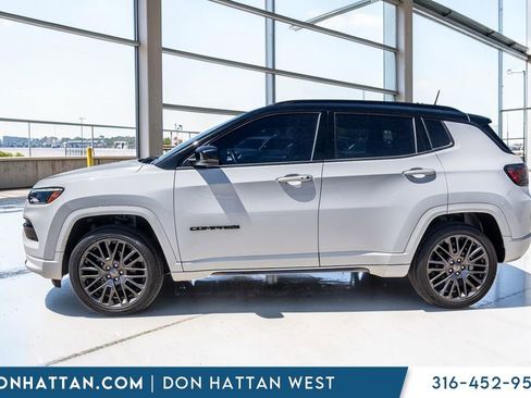Used 2022 Jeep Compass High Altitude AWD/4WD image 2