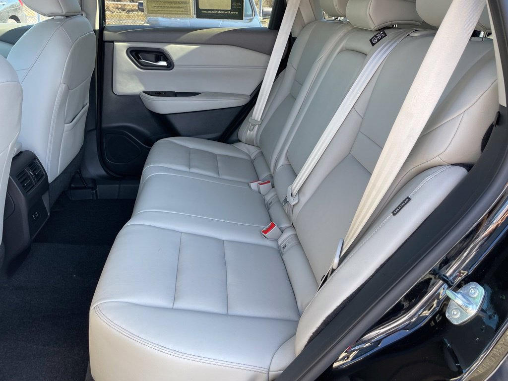 Certified 2023 Nissan Rogue SV w/ SV Premium B Package AWD/4WD image 8